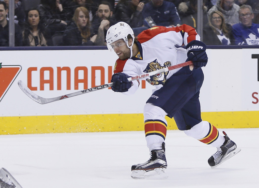 Aaron Ekblad agrees to eight year extension with Panthers