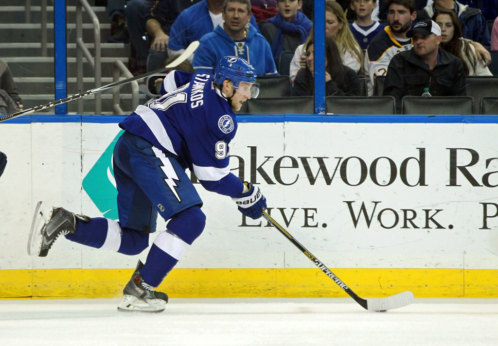 Steven Stamkos To Undergo Knee Surgery Out Four Months