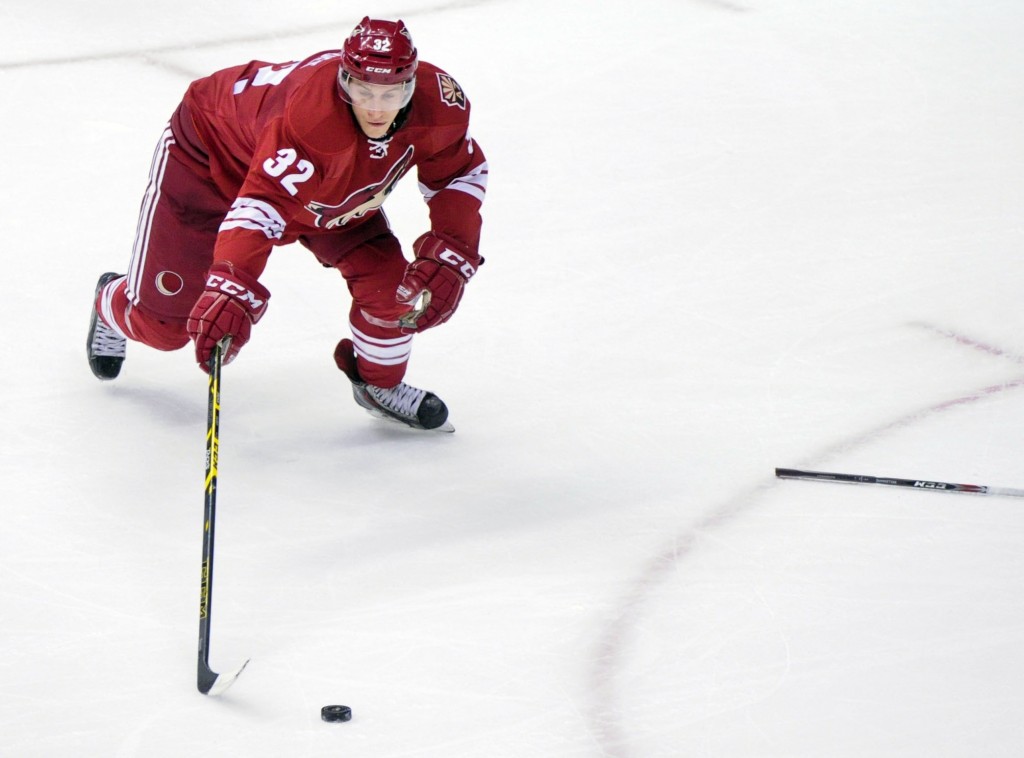 Nashville, Arizona Make Four-Player Minor League Deal – Pro Hockey Rumors