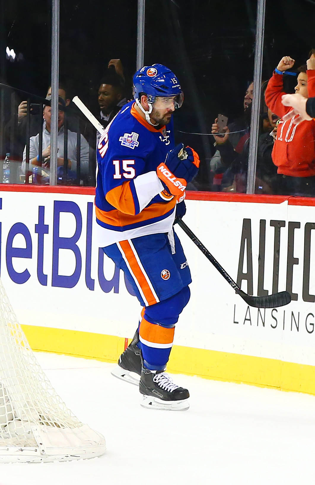 Islanders' Cal Clutterbuck stays true to bruising style: 'A dying