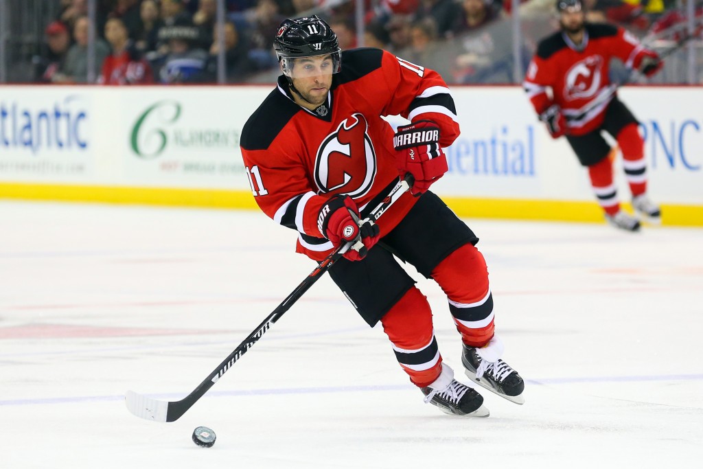 Islanders Sign Stephen Gionta