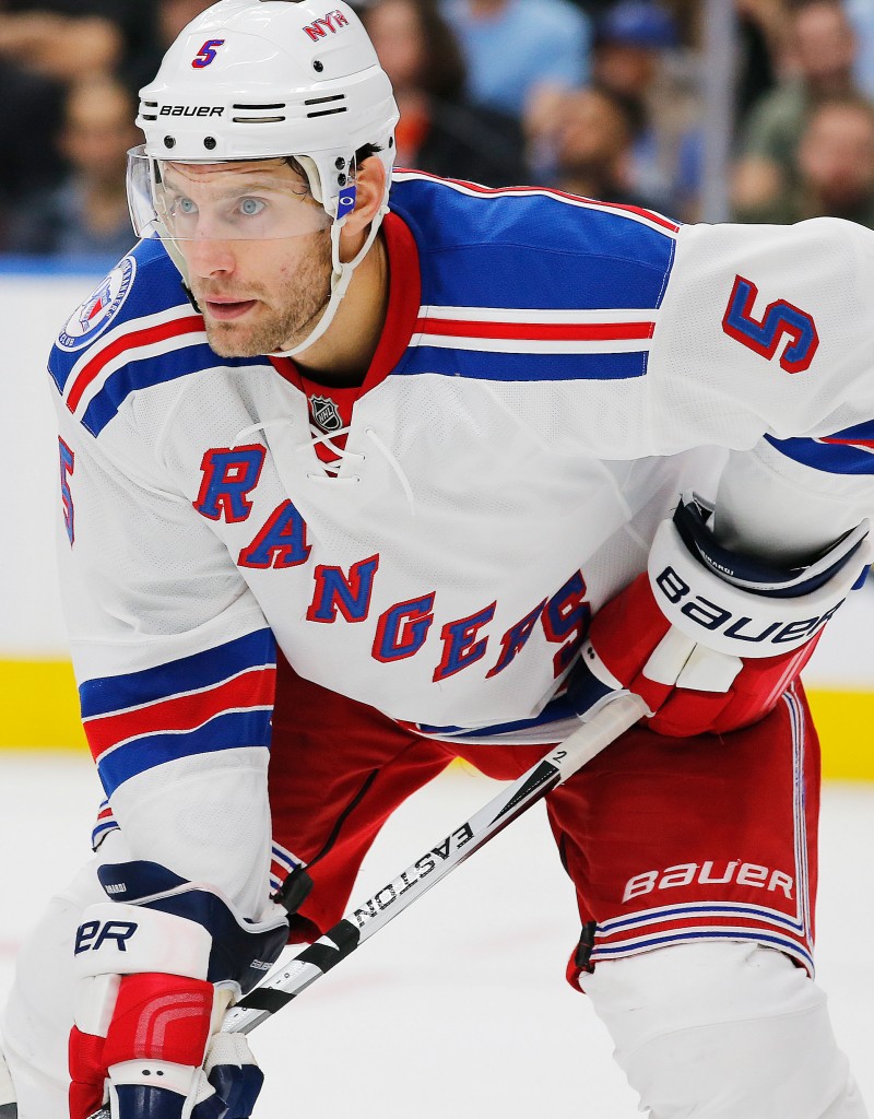 Lightning Sign Dan Girardi