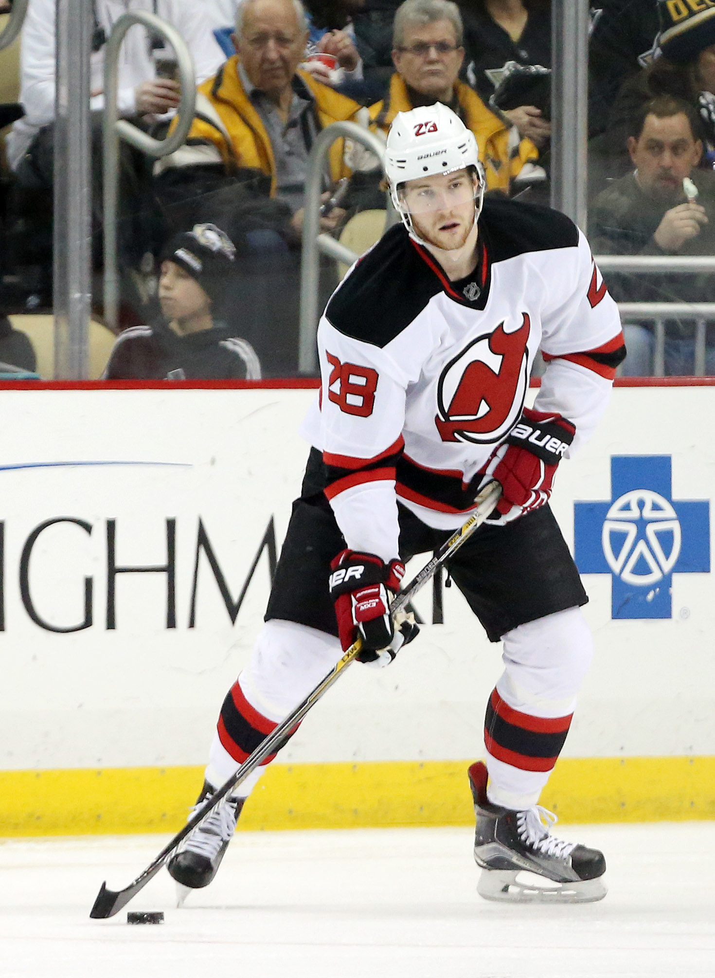 Damon Severson Signs With New Jersey 