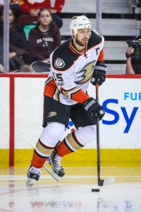 Apr 17, 2017; Calgary, Alberta, CAN; Anaheim Ducks center Ryan Getzlaf (15) controls the puck against the Calgary Flames during the second period in game three of the first round of the 2017 Stanley Cup Playoffs at Scotiabank Saddledome. Mandatory Credit: Sergei Belski-USA TODAY Sports