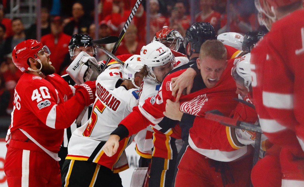 Ice girls NHL Calgary Flames