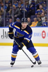 Nov 29, 2017; St. Louis, MO, USA; St. Louis Blues left wing Jaden Schwartz (17) handles the puck during the second period against the Anaheim Ducks at Scottrade Center. Mandatory Credit: Jeff Curry-USA TODAY Sports