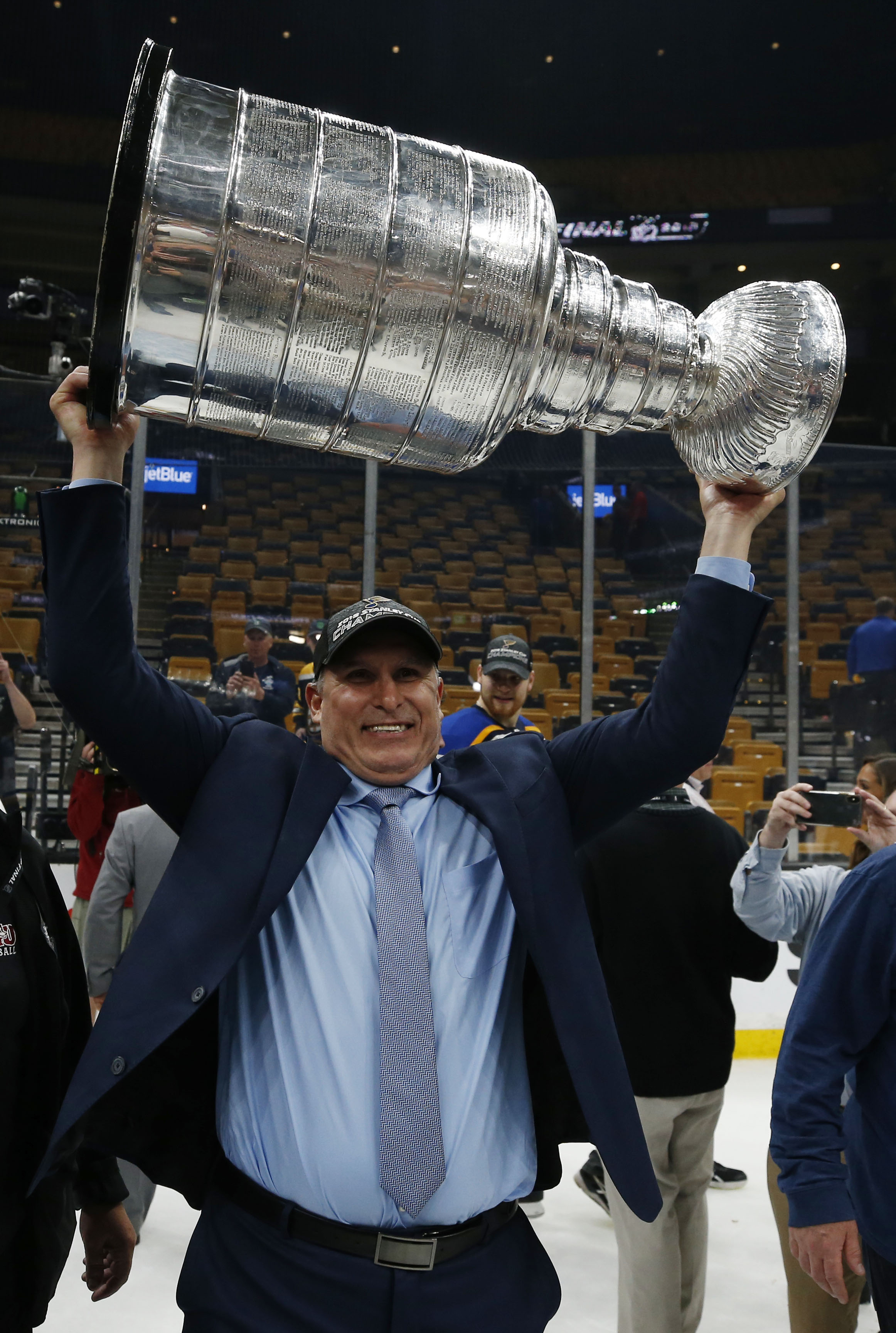 Craig Berube Becomes Third Player From Caps' Stanley Cup Final