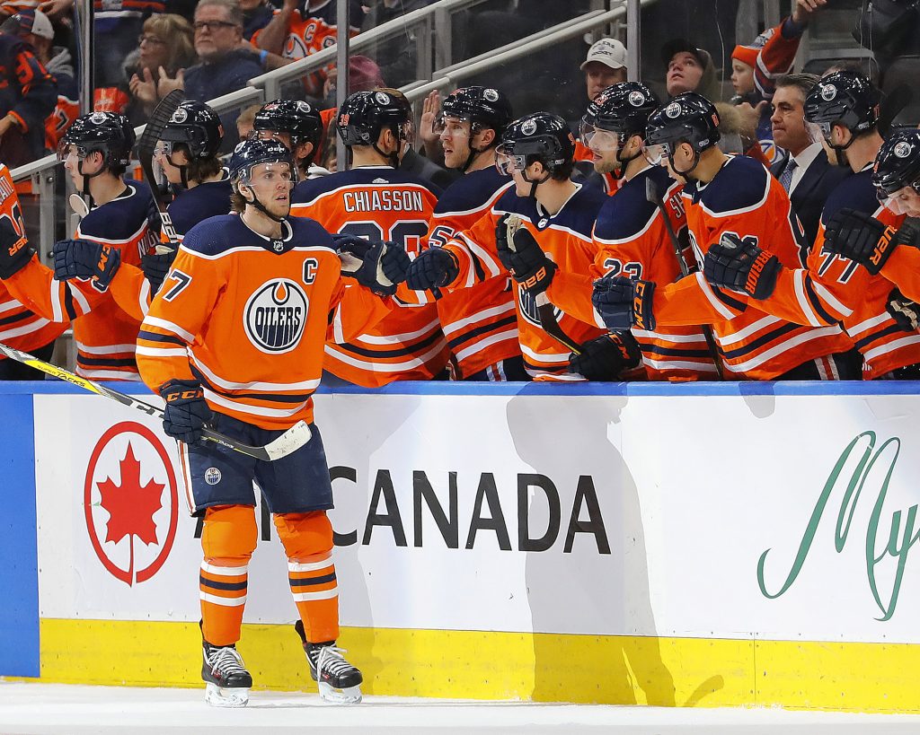 Edmonton Oilers: Grading the Ethan Bear extension as rising star