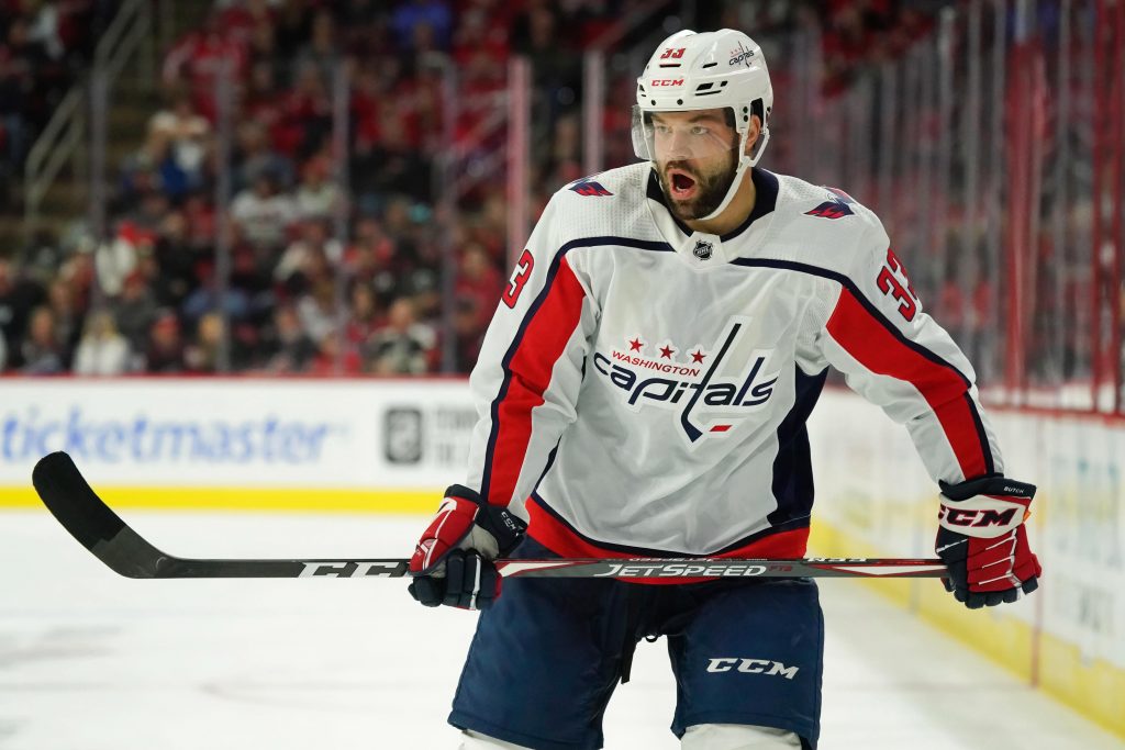 Radko Gudas signs three-year deal with Florida Panthers