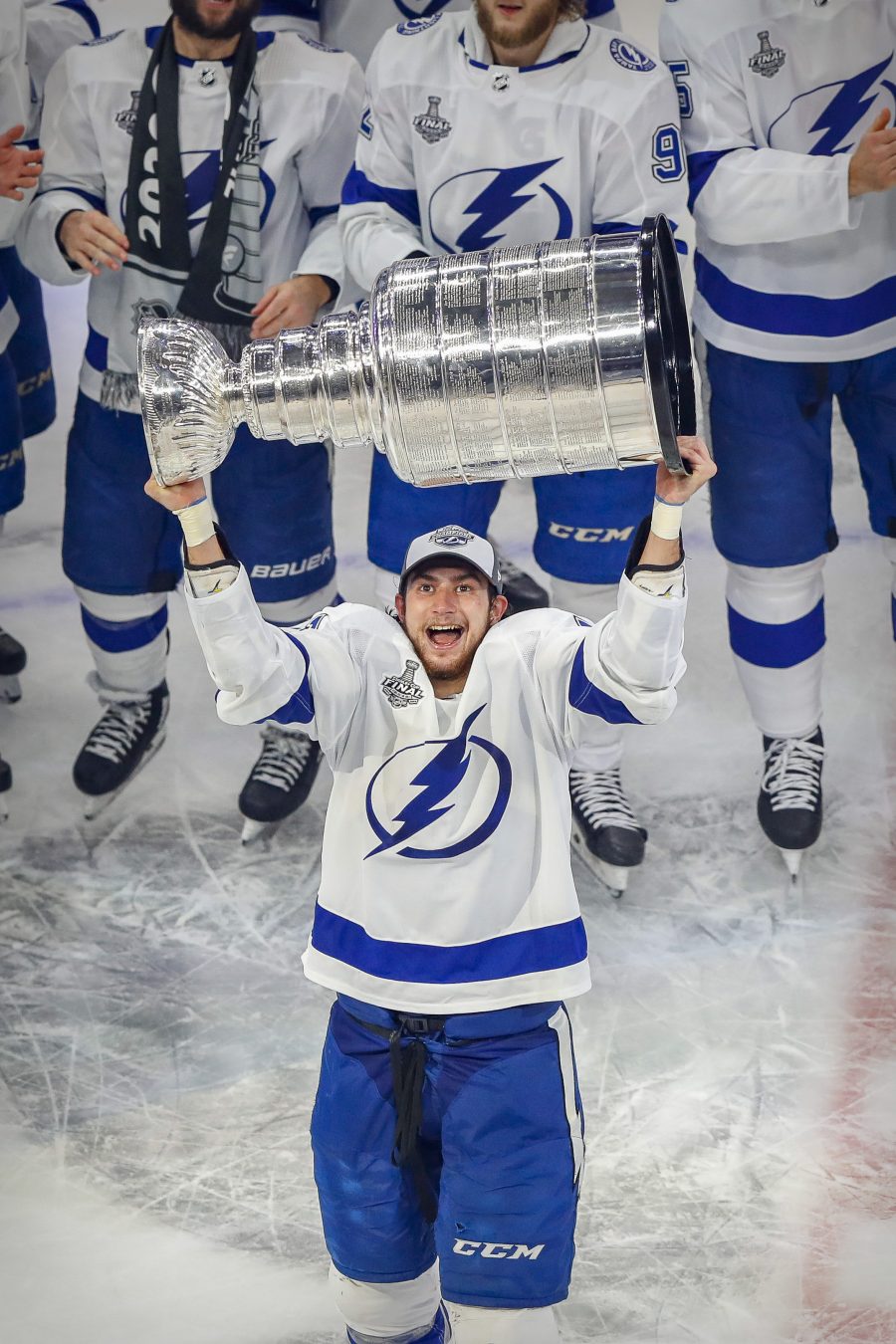 Anthony Cirelli ReSigns With Tampa Bay Lightning