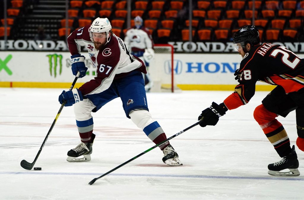 Colorado Avalanche Extend Keaton Middleton