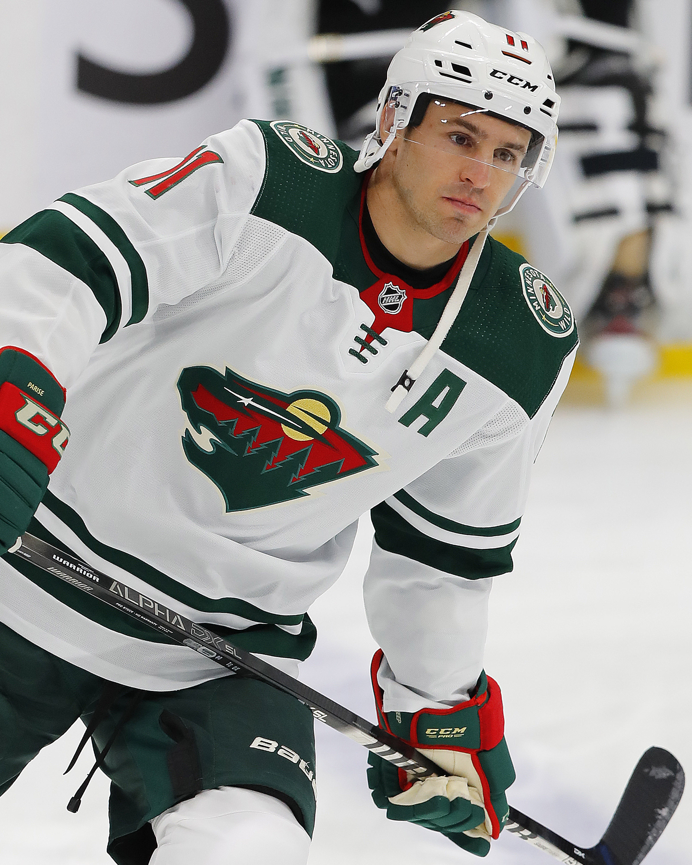 In N.H.L. Free Agency, Wild Sign Parise and Suter - The New York Times