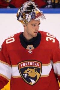 Florida Panthers Extend Spencer Knight
