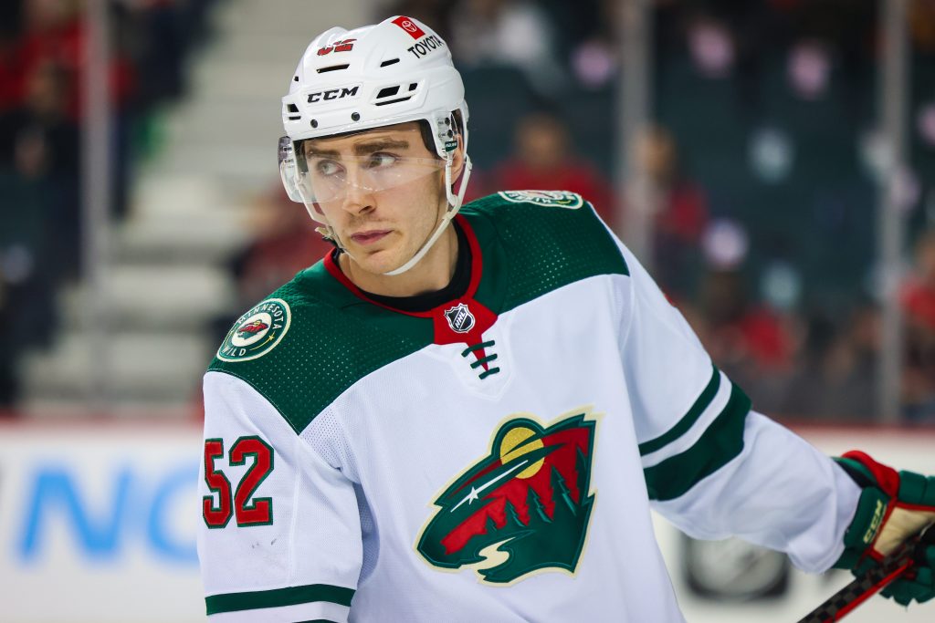 Minnesota Wild Extend Connor Dewar