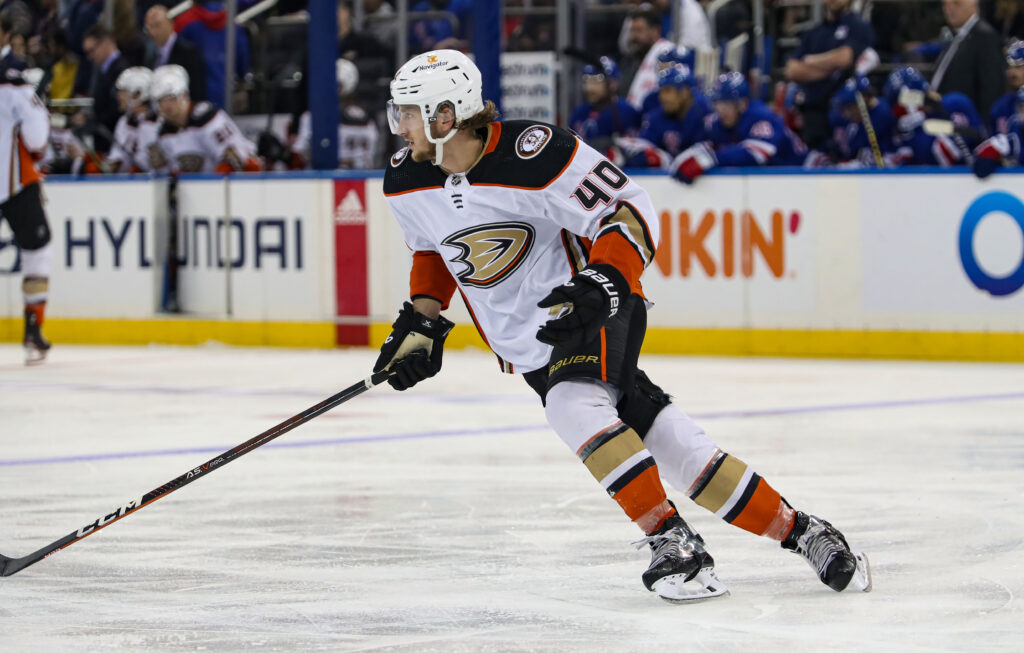 Anaheim Ducks preradil Paola Regentu