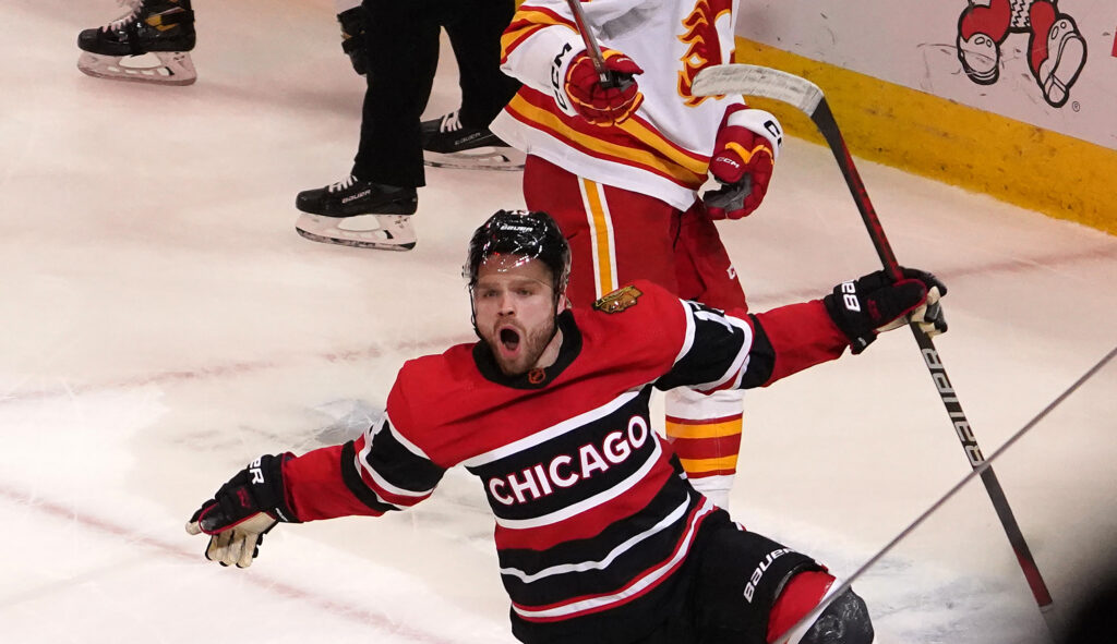 Chicago Blackhawks trade Max Domi to Dallas Stars for Anton