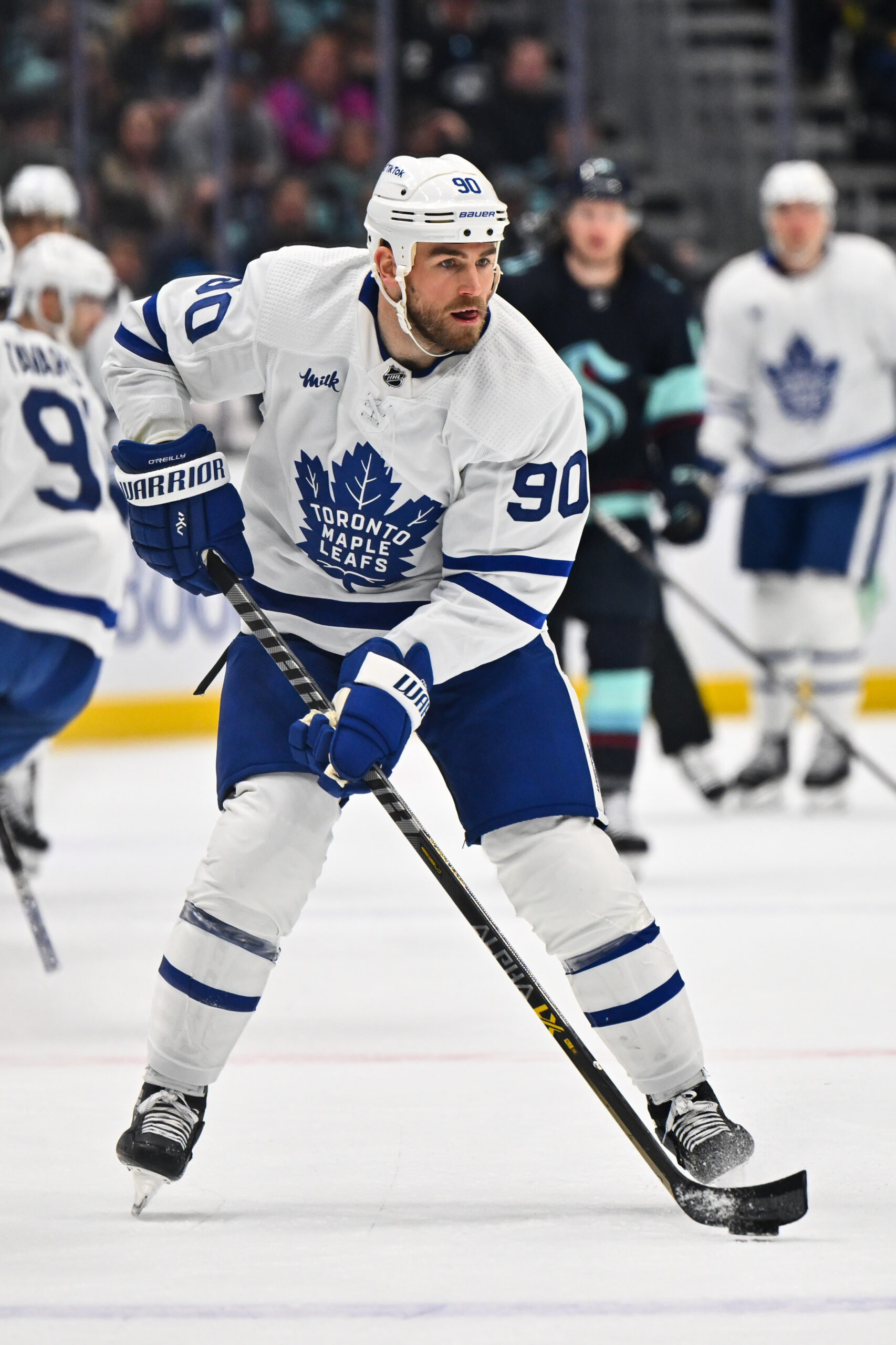 Maple Leafs' Ryan O'Reilly out long-term with broken finger