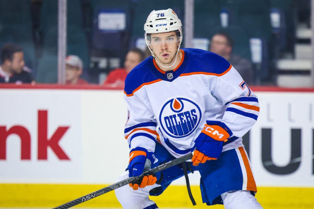 Edmonton Oilers Sign Philip Kemp To Extension