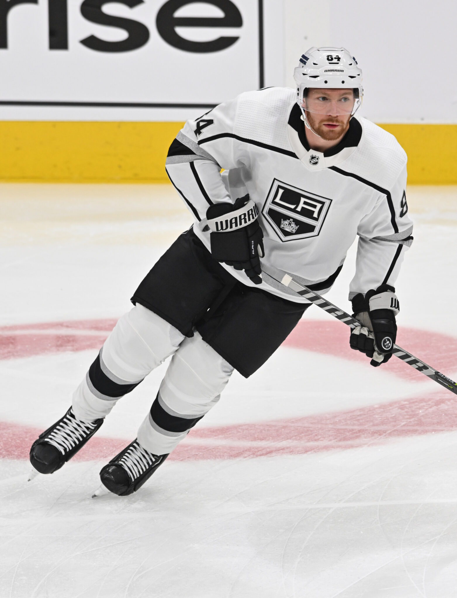 Los Angeles Kings Extend Vladislav Gavrikov