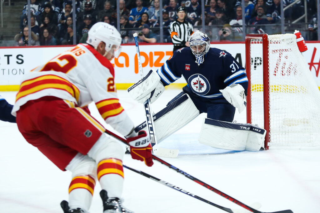 Connor Hellebuyck Reportedly Unwilling To Sign Extension With Jets