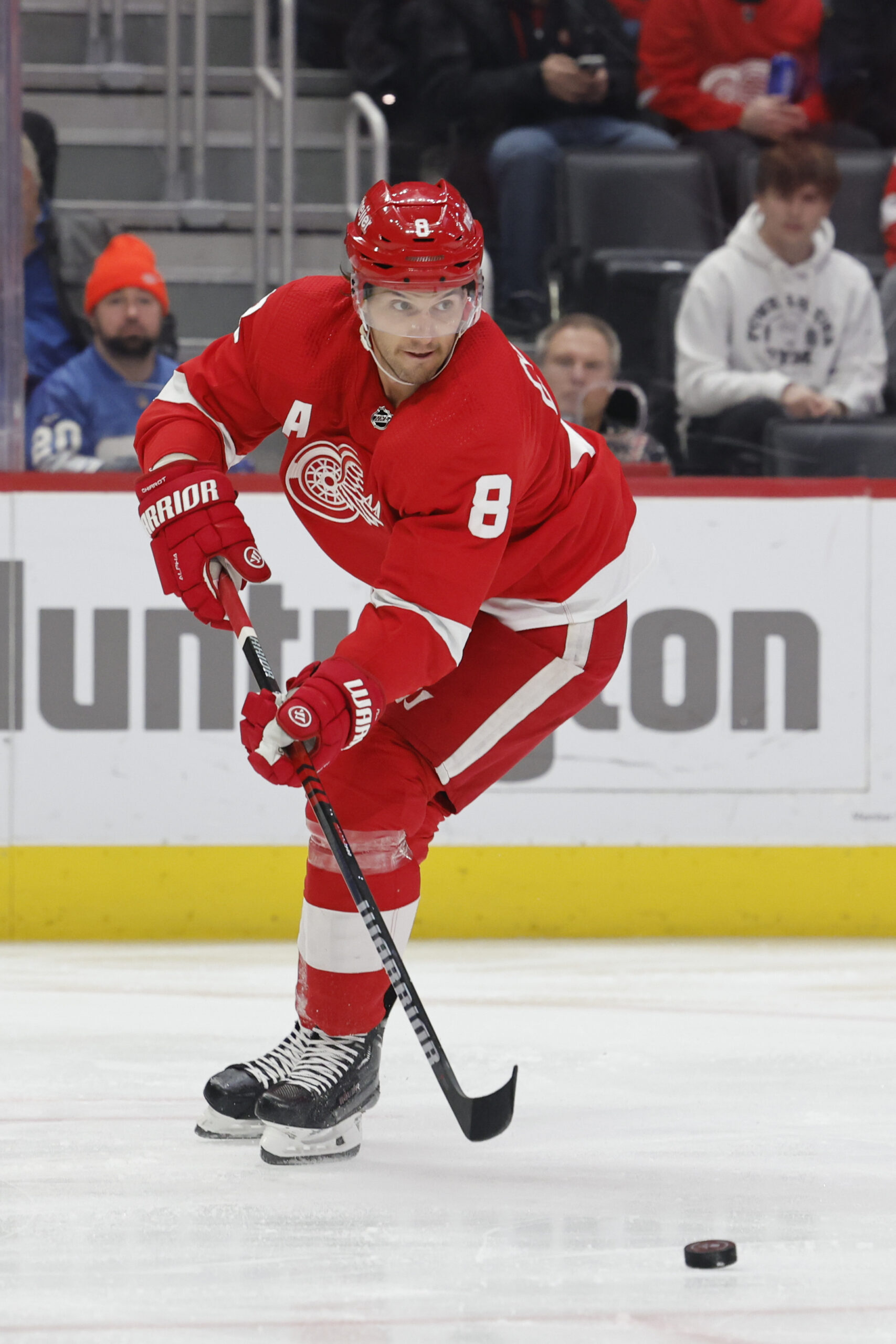 Extremely valuable' Ben Chiarot back in Detroit Red Wings lineup