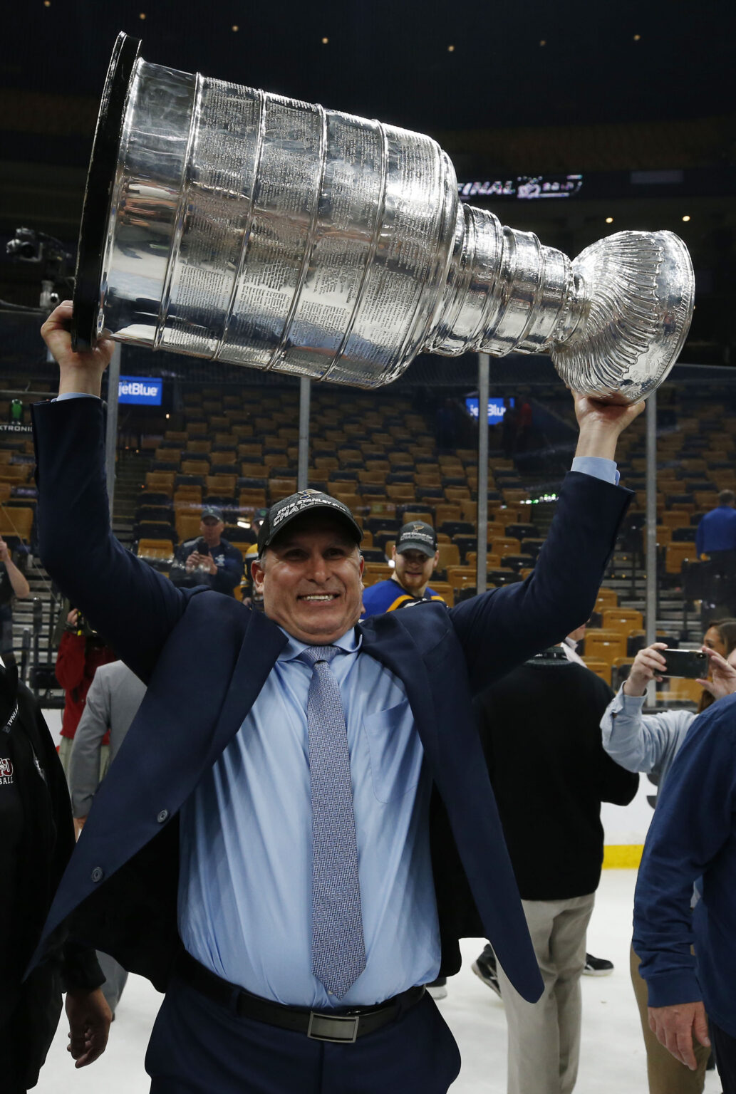 St. Louis Blues Fire Craig Berube