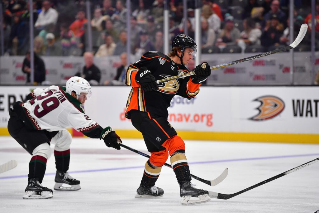 West Notes: Zegras, Barabanov, Milne