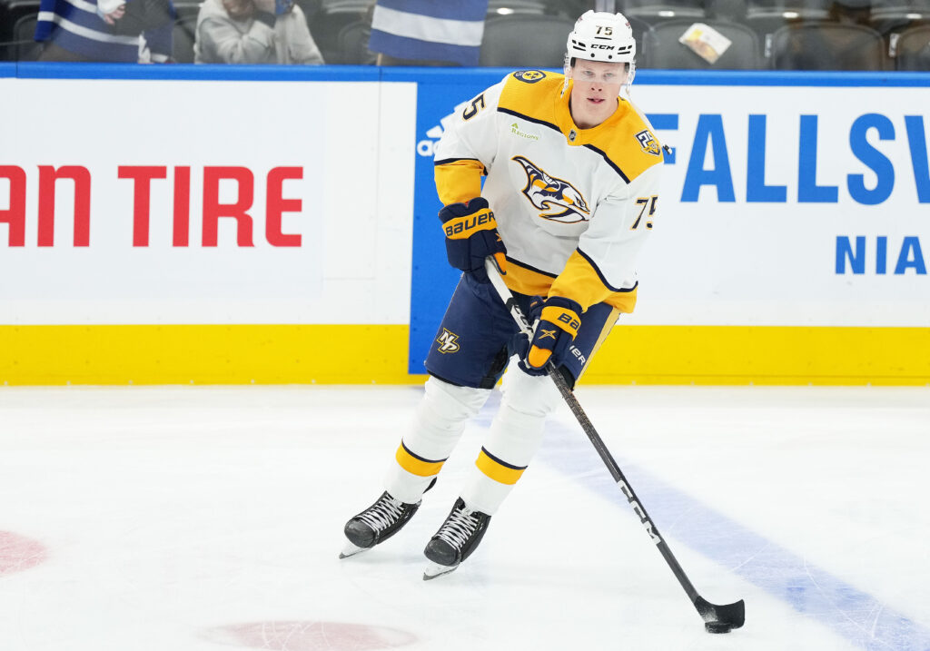 Avalanche Acquire Juuso Pärssinen From Predators in Trade