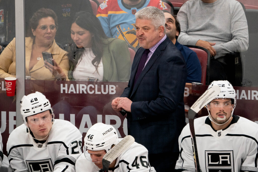 Todd McLellan Has Interviewed With Devils, Jets