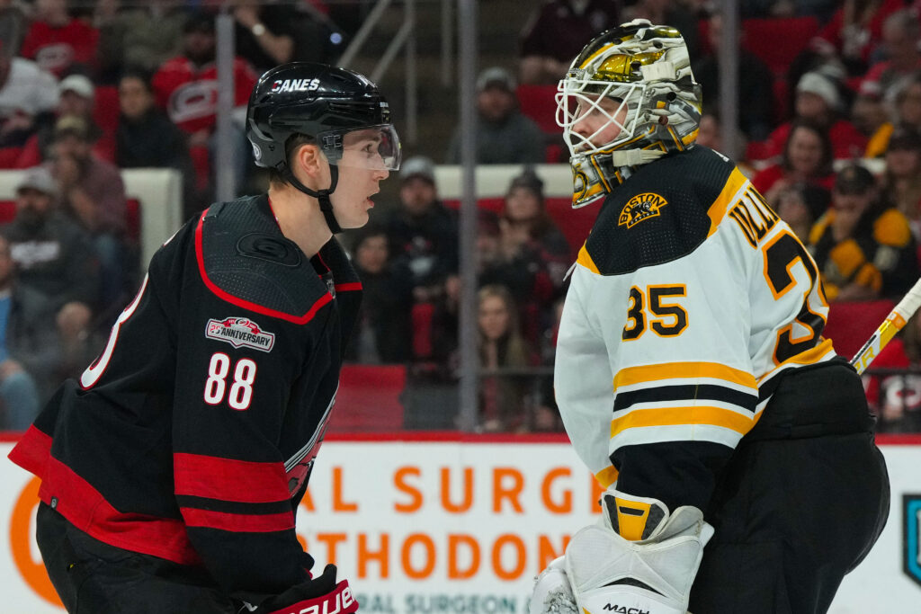 Bruins, Hurricanes Could Swap Linus Ullmark and Martin Necas