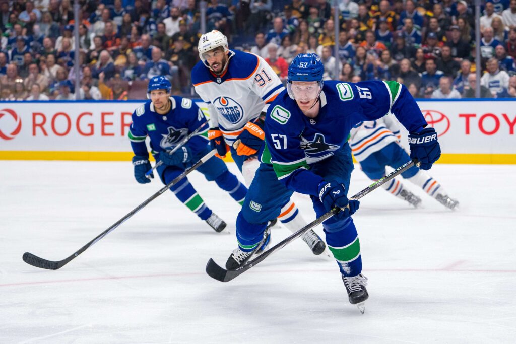 Canucks Sign Tyler Myers To Three-Year Extension