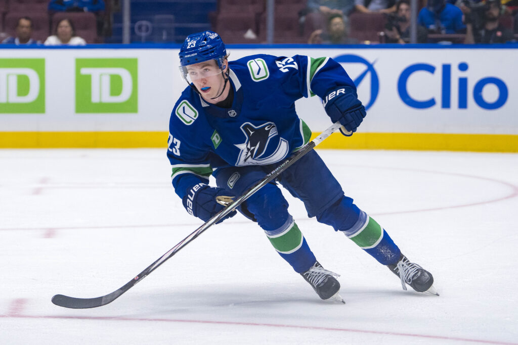Pacific Notes: Canucks, Pietrangelo, Smith