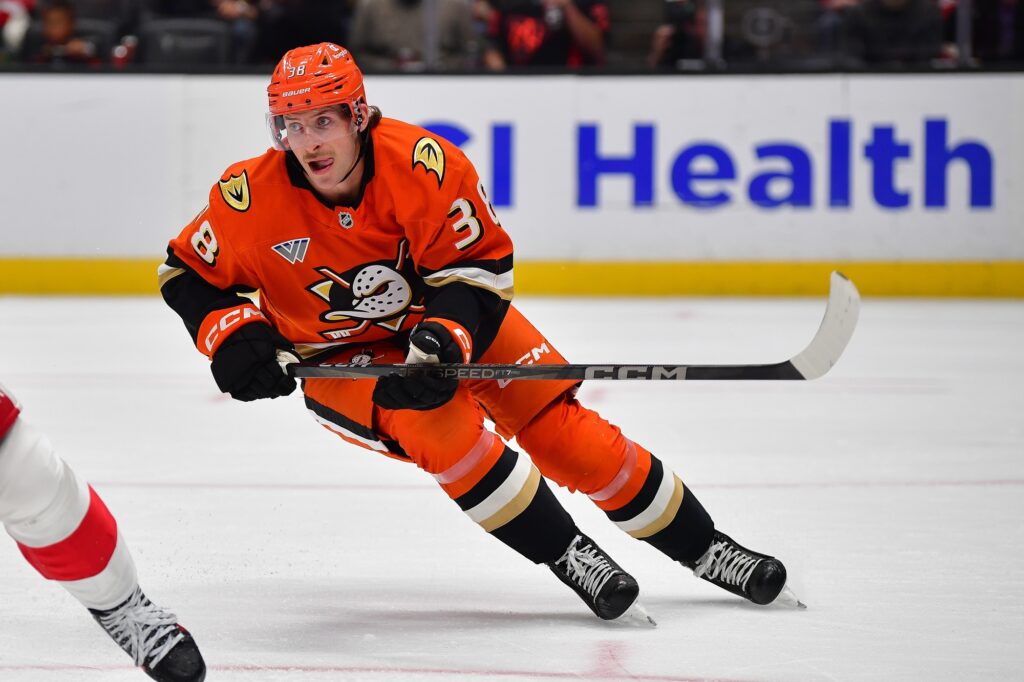 https://cdn.prohockeyrumors.com/files/2024/11/jansen-harkins-anaheim-ducks-1024x682.jpg