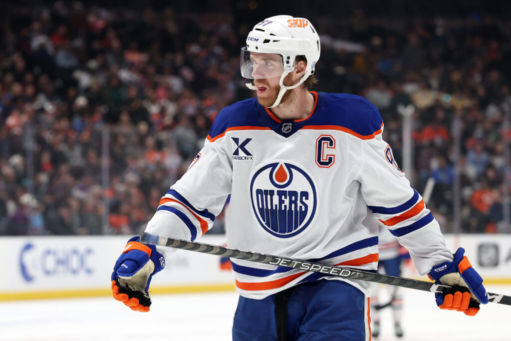 https://cdn.prohockeyrumors.com/files/2025/01/USATSI_25081700-1024x683.jpg