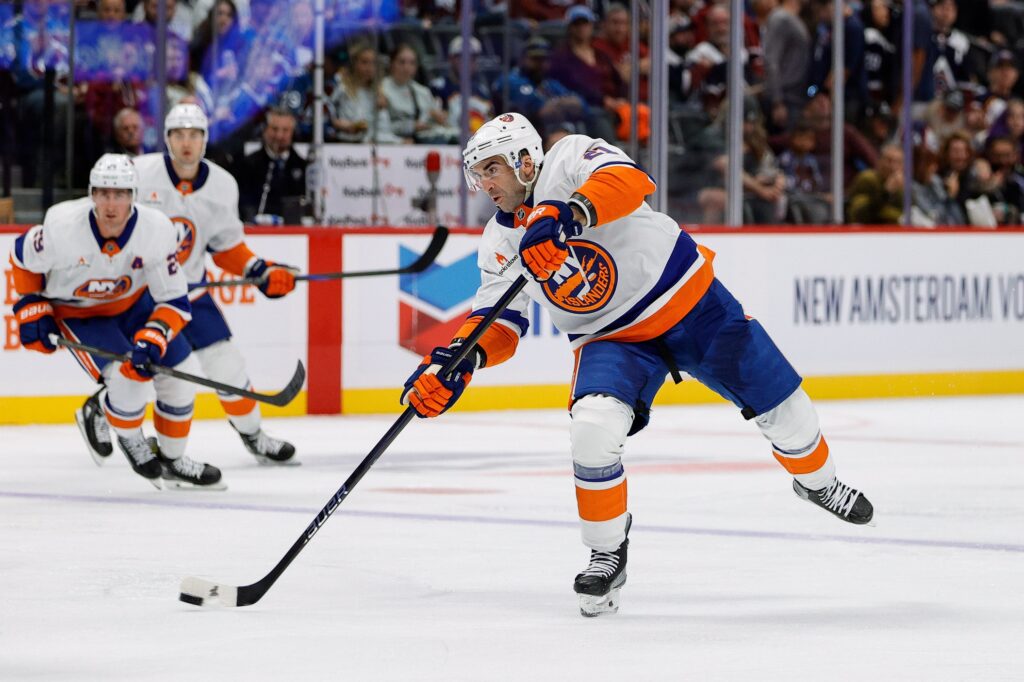 Islanders Notes: Palmieri, Barzal, Romanov, DeAngelo