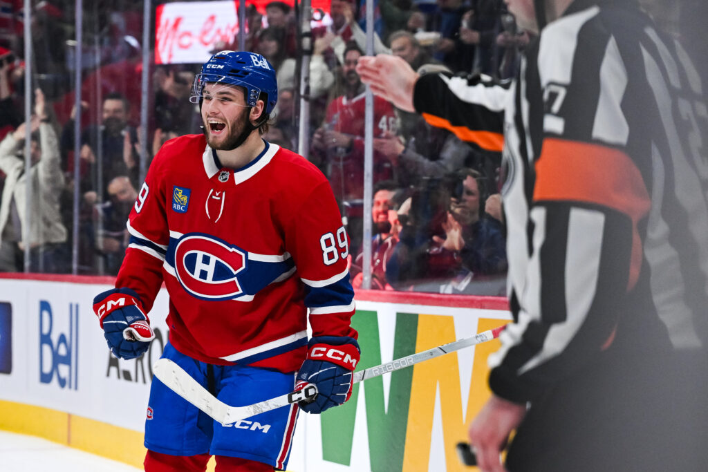 Mammoth Acquire, Extend Joshua Roy