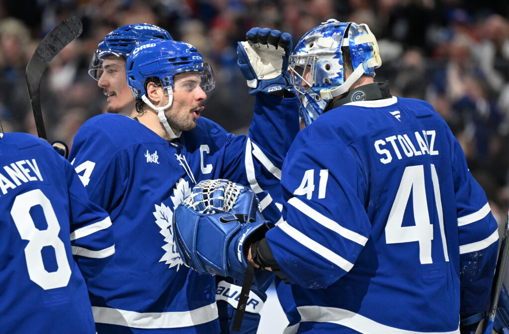 Auston Matthews, Anthony Stolarz Leave Due To Injury – Pro Hockey Rumors