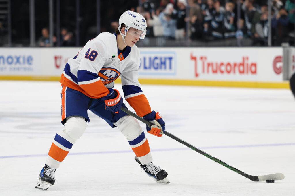 New York Islanders Reassign Travis Mitchell