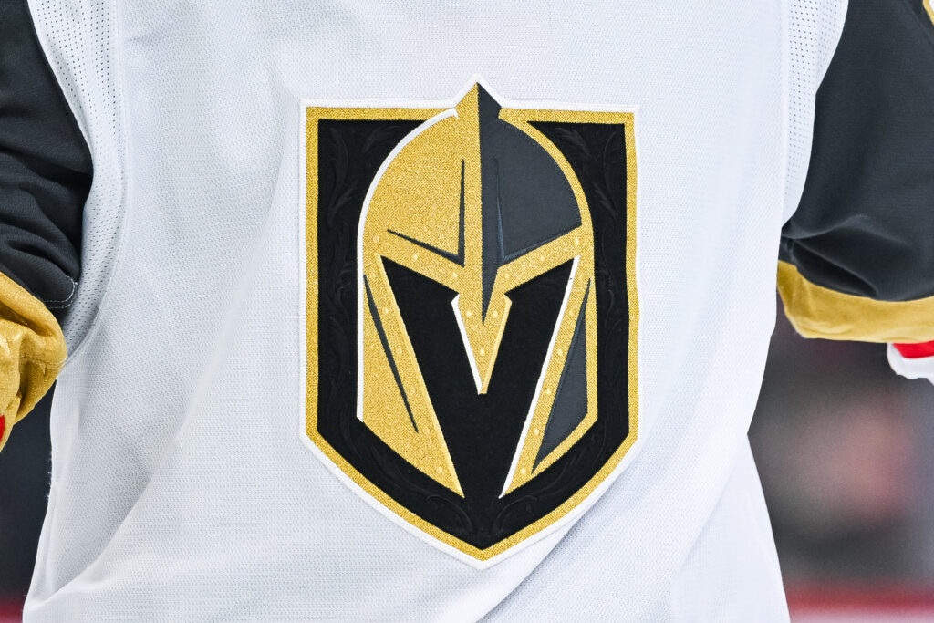 «Вегас» подписывает российского вратаря Павла Моисевича