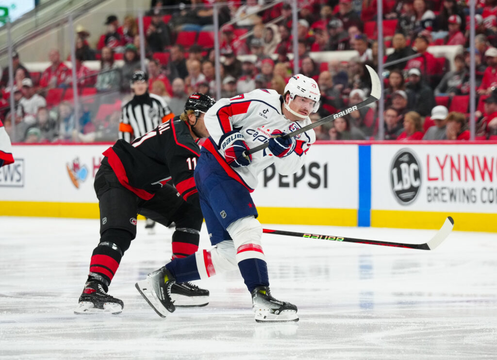 «Пингвинз» тасуют колоду защиты: Алексейев возвращается в НХЛ, Грейвс на реабилитации