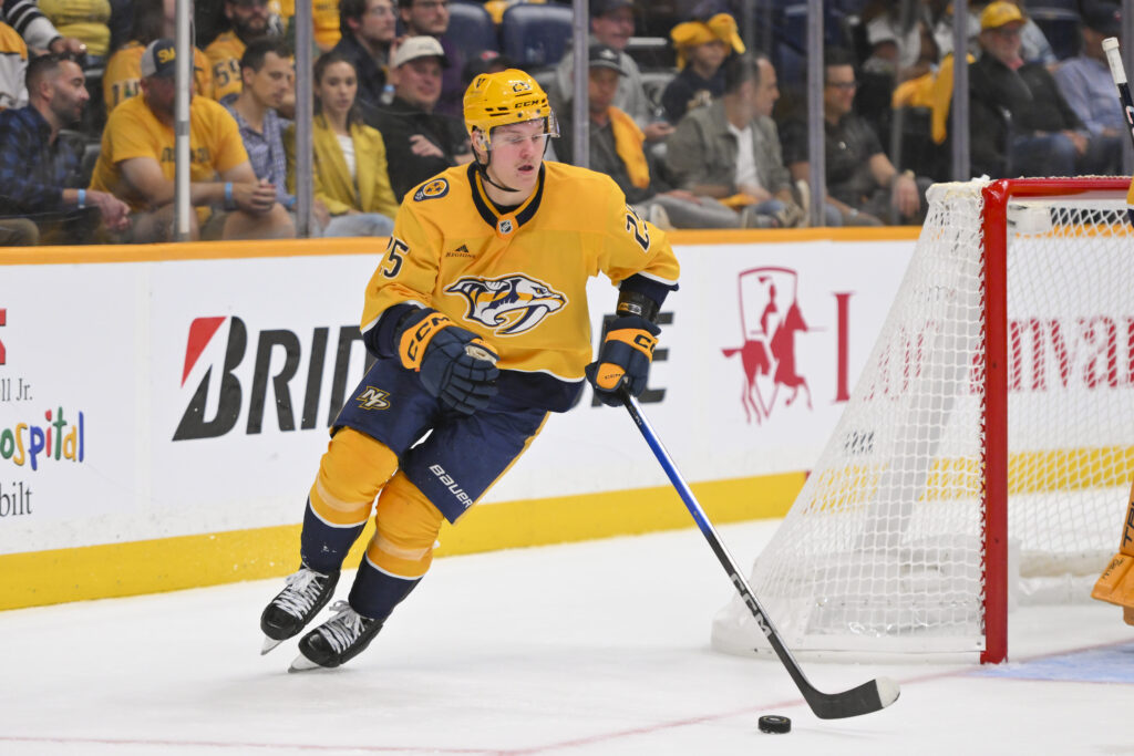 Предаторз вызвали Джоакима Кемелла