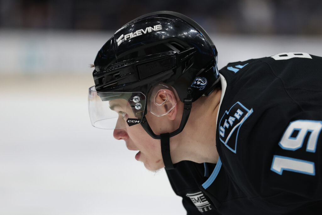 Даниил Бут отправляется обратно в АХЛ: «Маммут» ищет оптимальный путь для проспекта