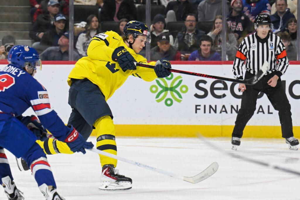 «Красные Крылья» делают ставку на шведского самородка: Эдди Генборг уже в Северной Америке!