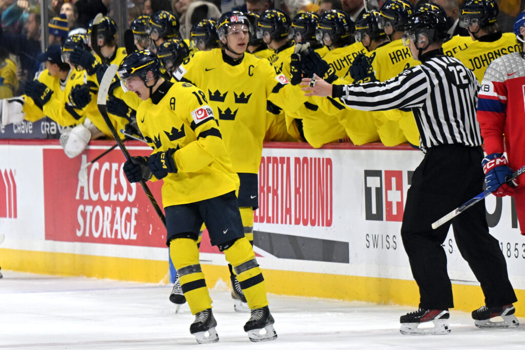 Islanders Reassign Victor Eklund To AHL