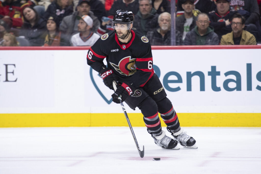 Травма Денниса Гилберта: «Сенаторы» теряют защитника, а его будущее под вопросом