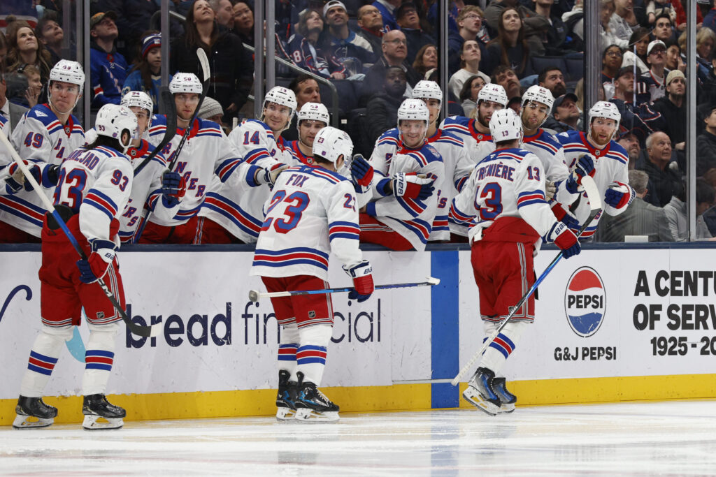 «Рейнджерс»: Лафреньер расцветает, Фортескью на подходе, Эдстрём в центре внимания