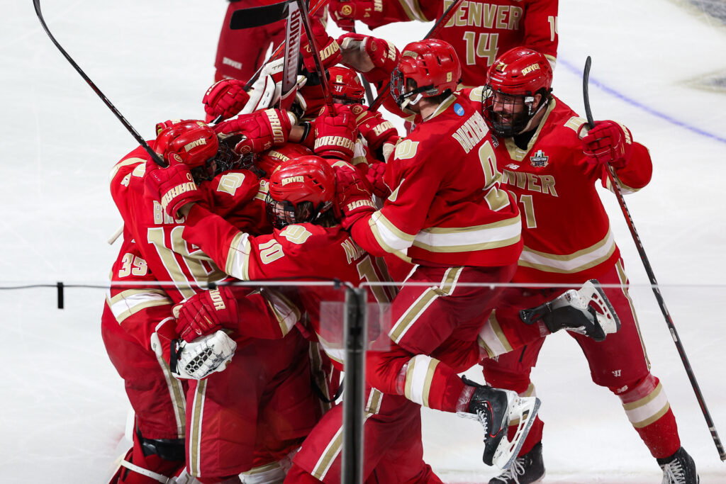 Будущая звезда НХЛ Райан Лин выбрал «Денвер» для студенческой карьеры