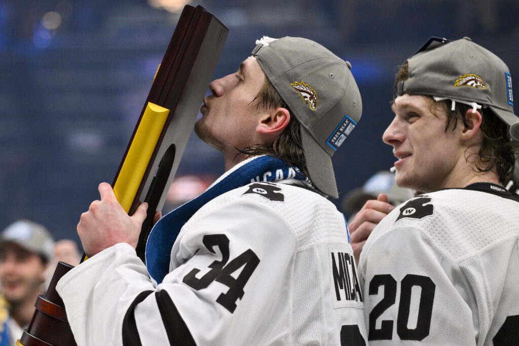 «Эдмонтон» подписал Оуэна Майклса: будущее или путаница с контрактом