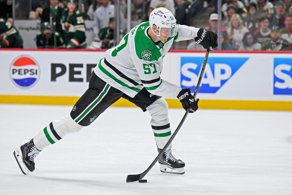 Тайлер Майерс вне игры: «Даллас» ищет усиление перед решающим матчем