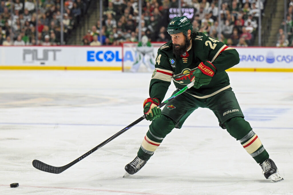 Snapshots: Wild, Avalanche, Liiga